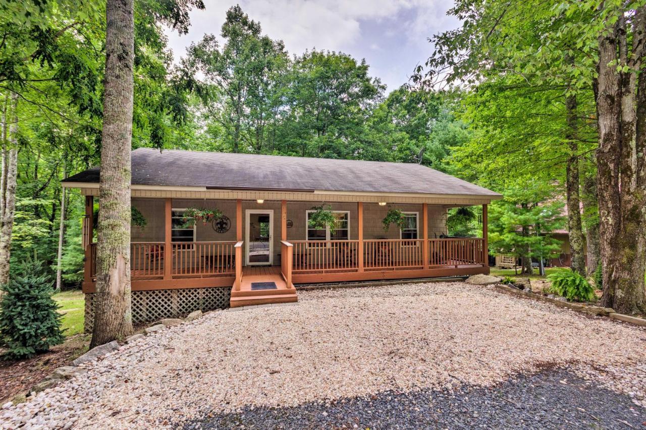 Beech Mountain Home With Covered Deck, Near Skiing! Extérieur photo
