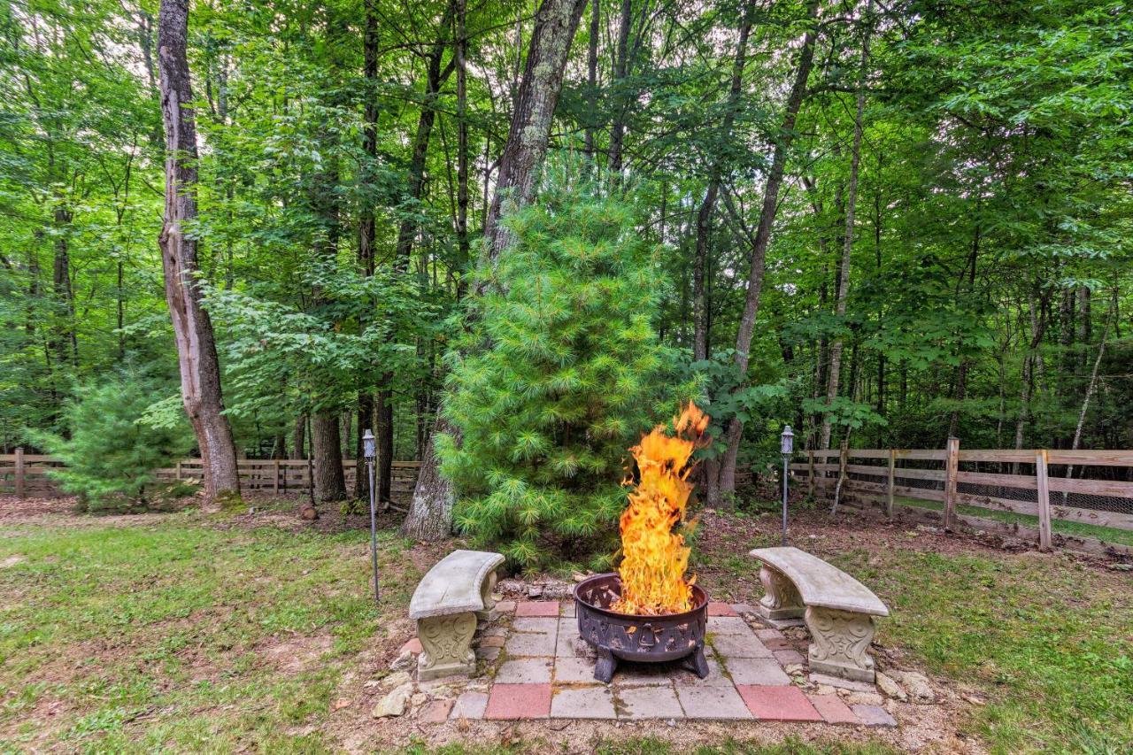 Beech Mountain Home With Covered Deck, Near Skiing! Extérieur photo